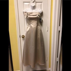 Rampage Prom dress  Size:3 /can also fit a petite